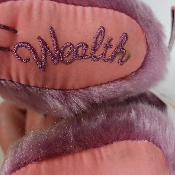 NATASHA Power Bear of Wealth 9" Pickford Bears - Picture 3 of 6